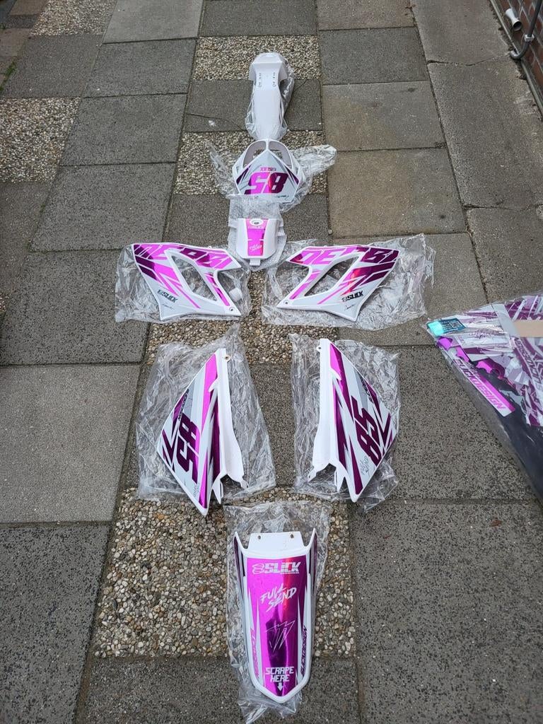 Derbi drd kappenset met slick stickerset Nieuw, Ophalen of Verzenden, Nieuw