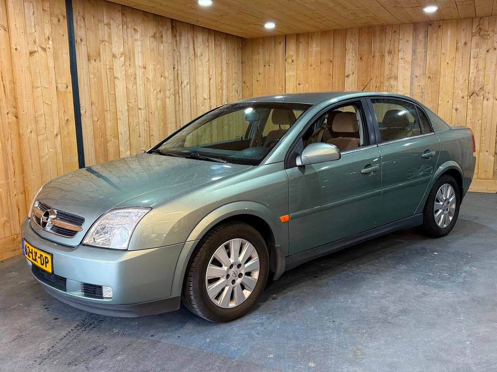 Opel Vectra 1.8-16V Elegance 2003 Sedan 122.000 KM NL auto, Auto's, Gebruikt, Emergency brake assist, 4 cilinders, 1796 cc