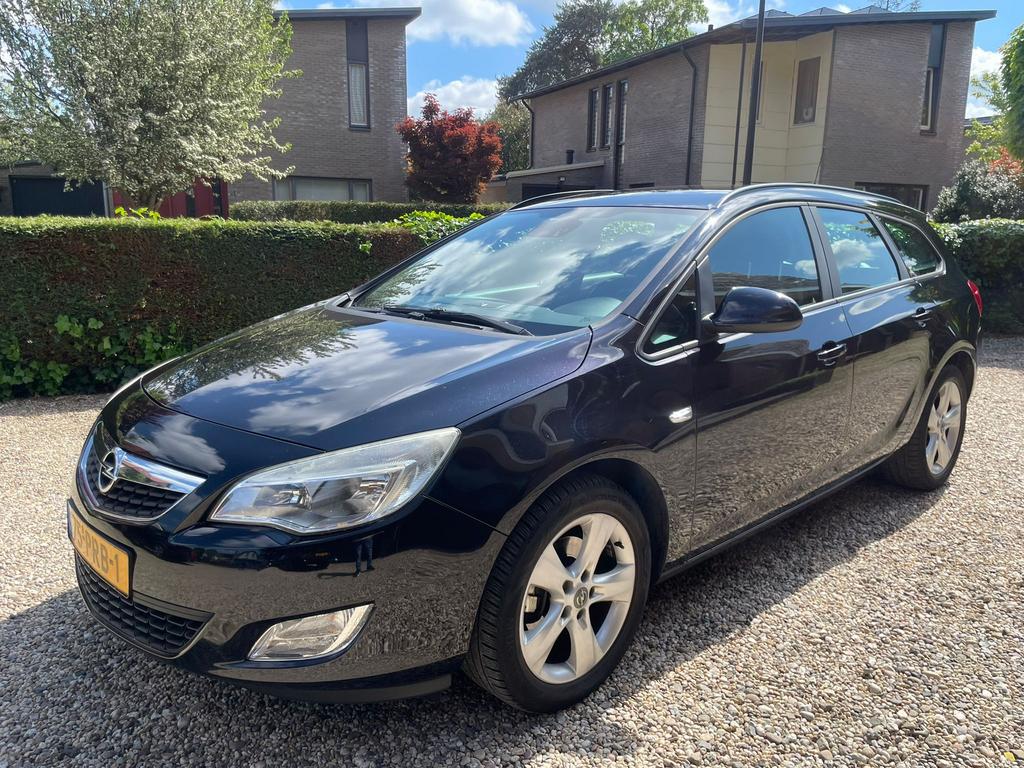 Opel Astra 1.7 Cdti 81KW St.wgn. 2011 Zwart, Auto's, Voorwielaandrijving, 730 kg, 4 cilinders, 1686 cc