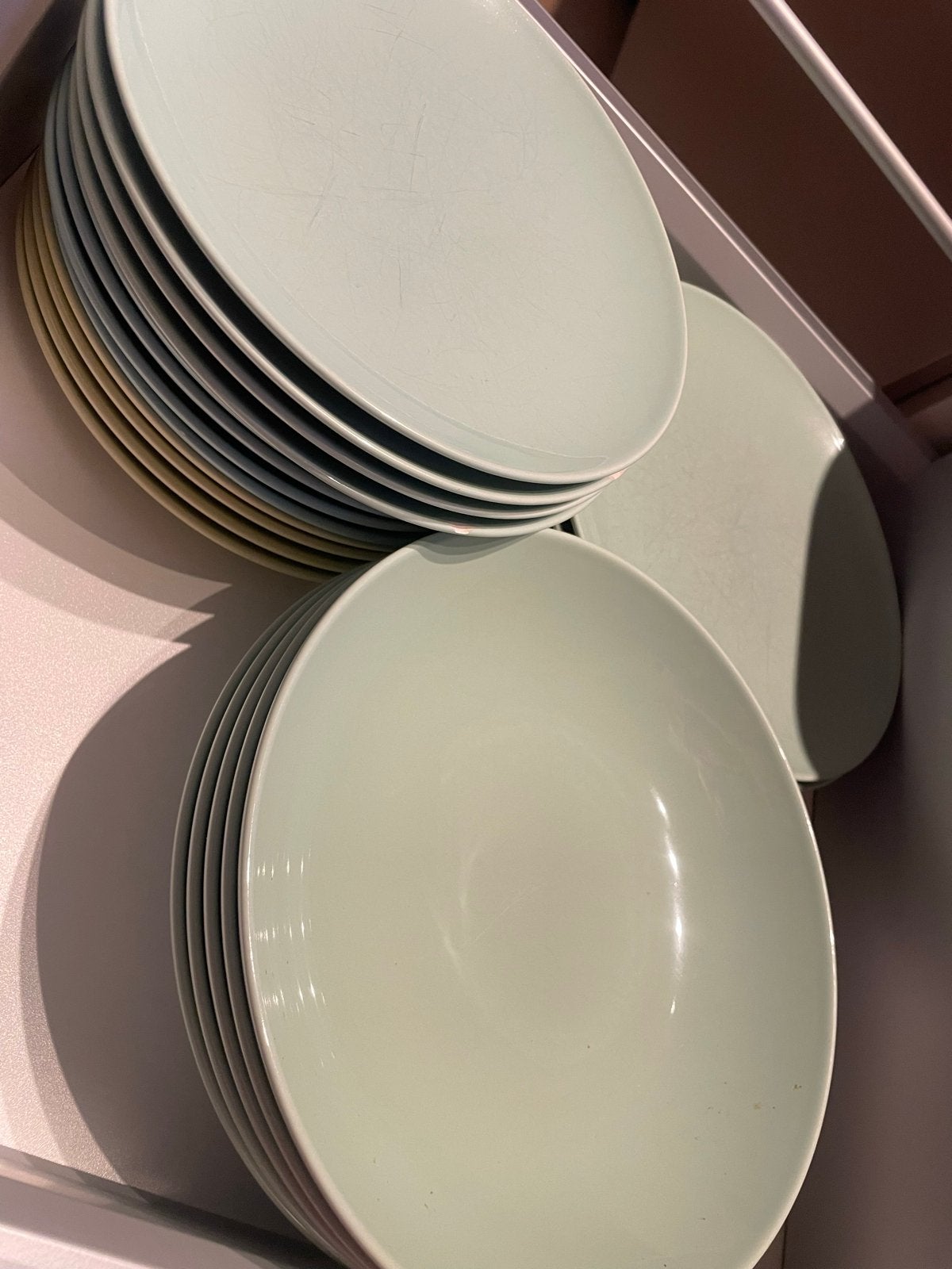 IKEA Borden en Bakjes - Groen Servies Set, Huis en Inrichting, Keuken | Servies, Ophalen, Gebruikt, IKEA, Compleet servies