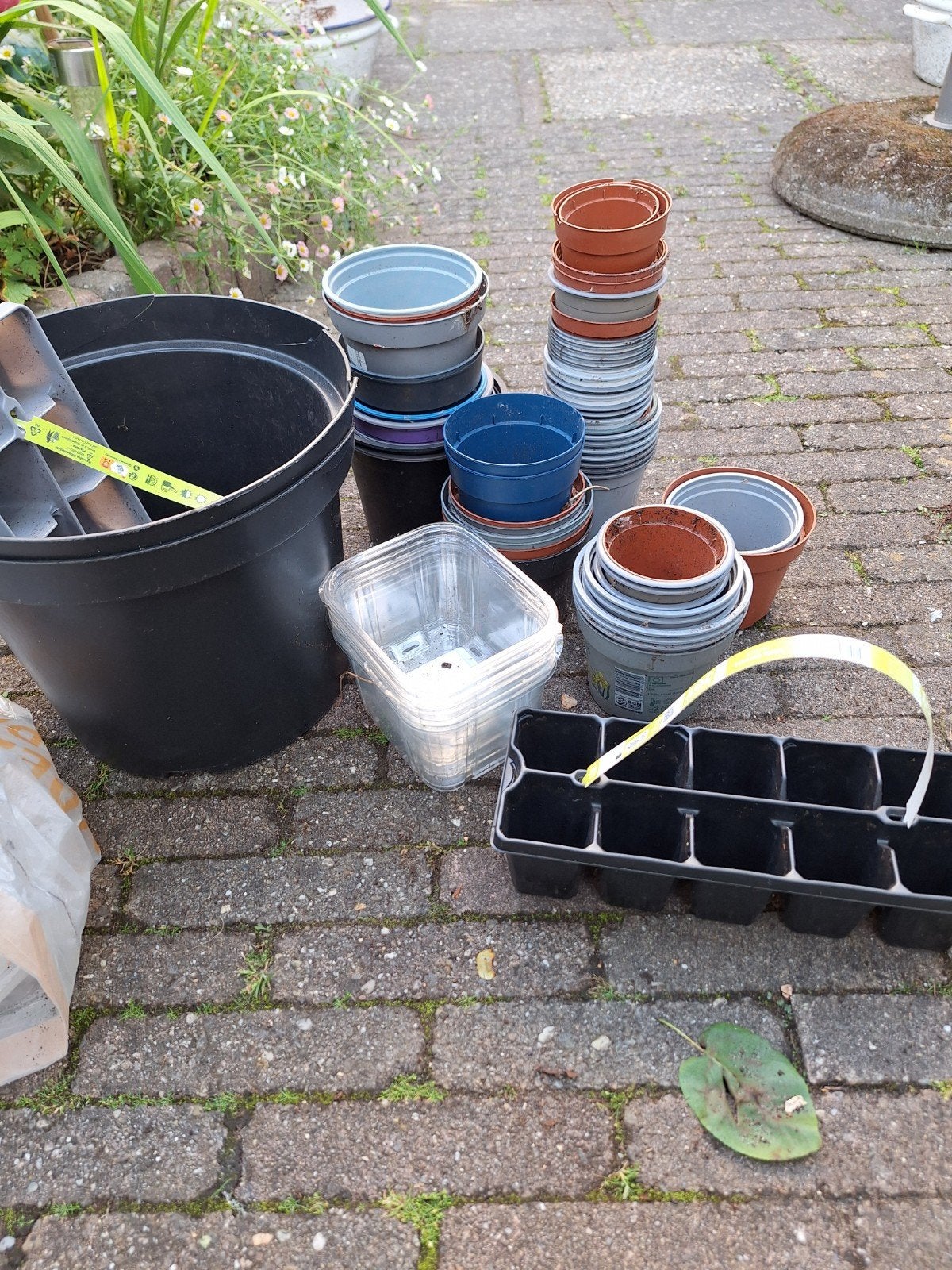Plastic bloempot plantpot kweekpot een zak vol, Ophalen of Verzenden, Kweekbak