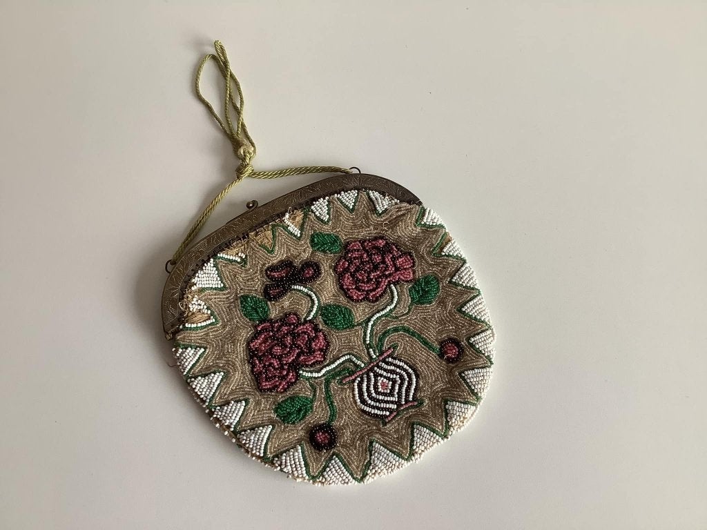 antiek kralentasje met roosjes, Antiek en Kunst, Ophalen of Verzenden, Dames
