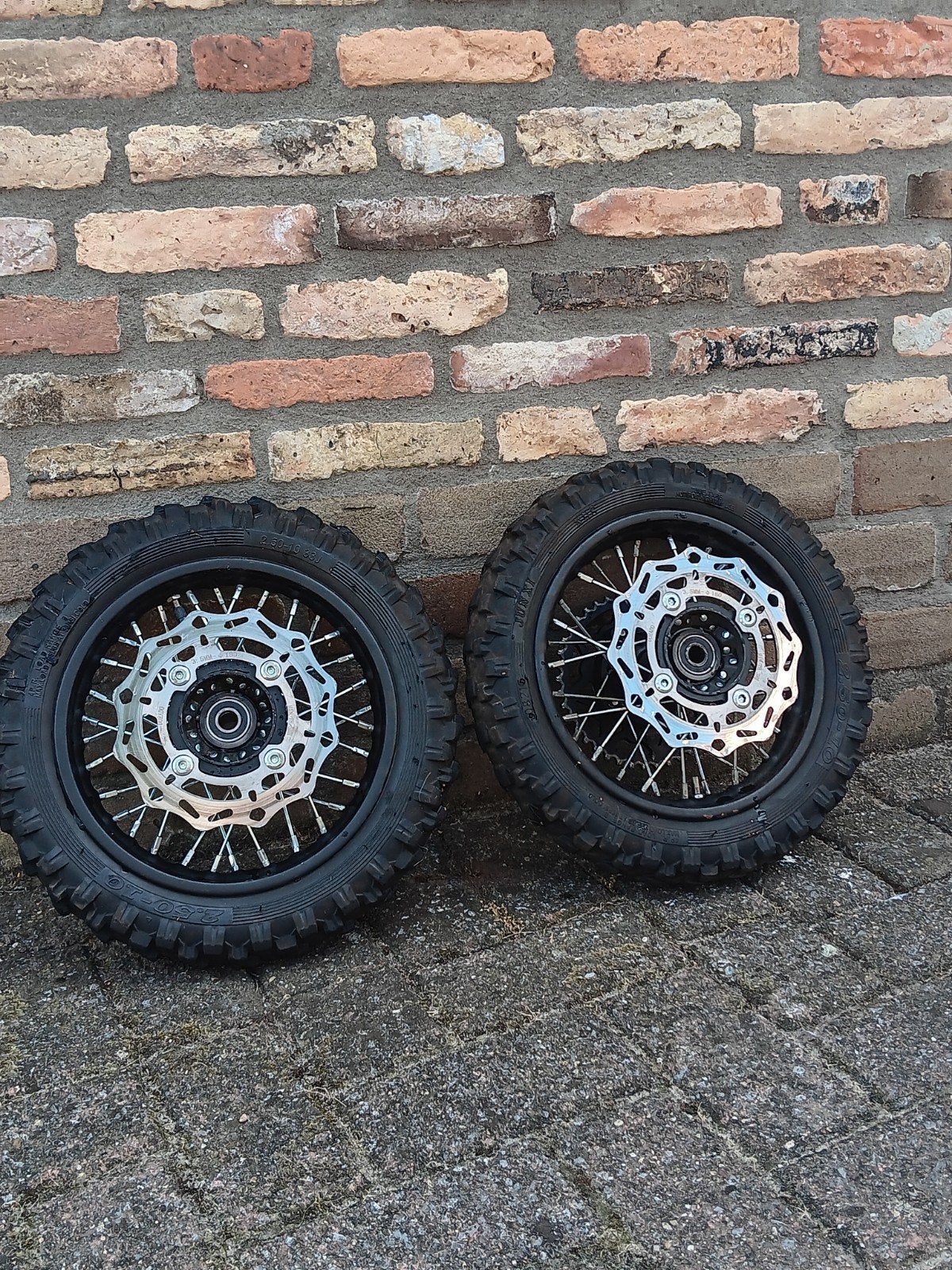 10 inch crossbanden met remschijven en tandwiel, Motoren, Ophalen, Gebruikt