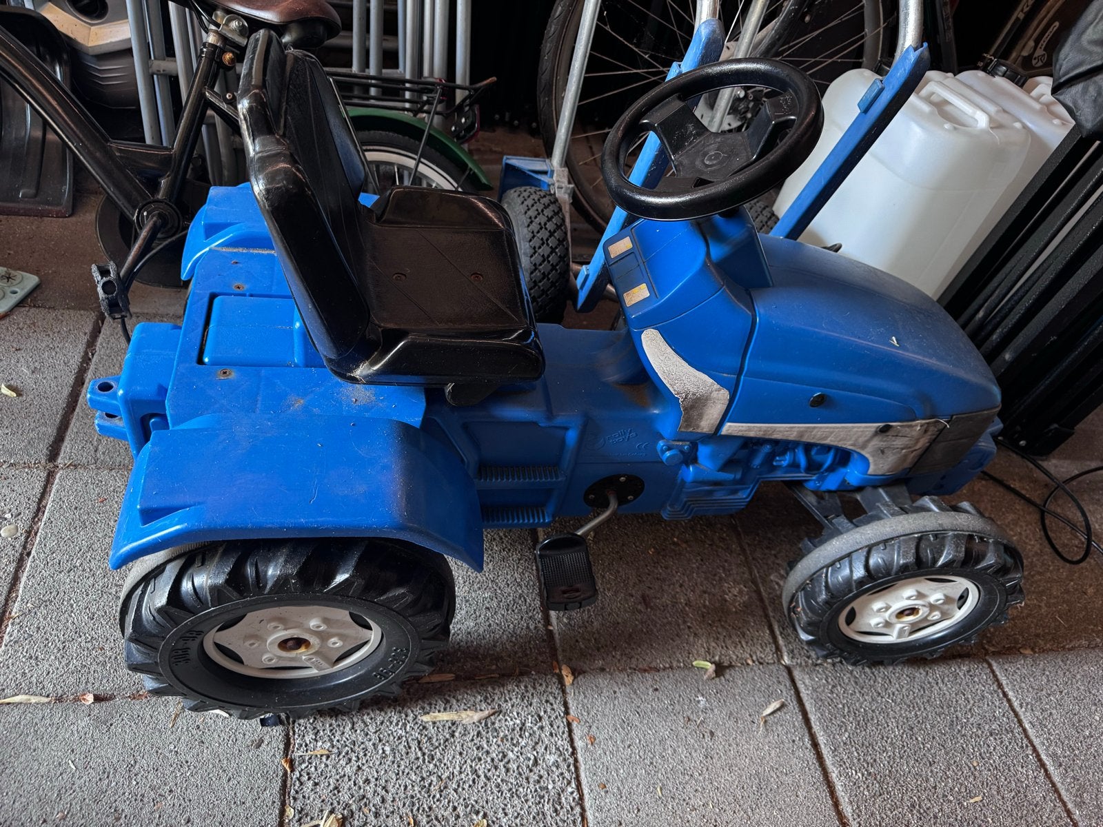 Blauwe traptractor met aanhanger en gierton, Kinderen en Baby's, Speelgoed | Speelgoedvoertuigen, Gebruikt, Ophalen