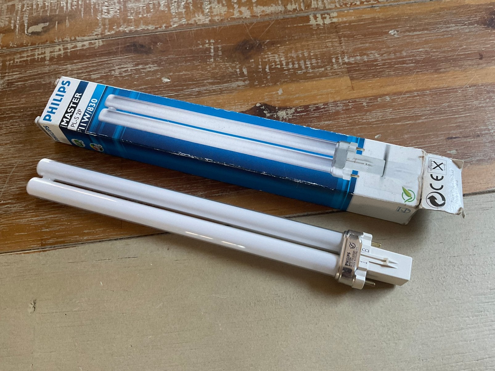 Philips Master PL-S 11W/830 spaarlamp (nieuw), Ophalen of Verzenden, Zo goed als nieuw, E27 (groot)