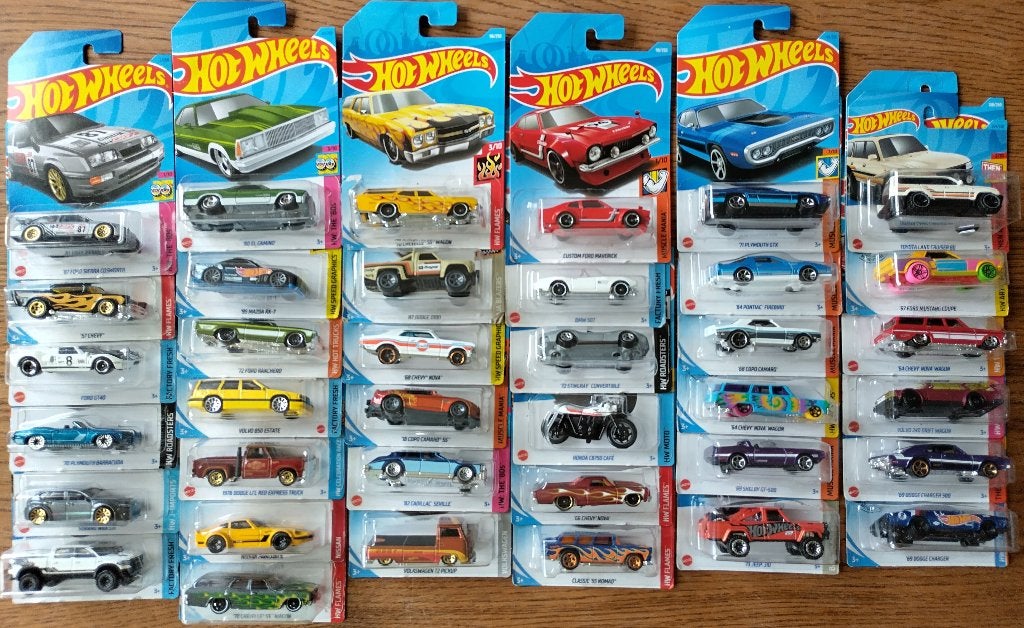 37 Hot Wheels Mainline modelauto's (in geopende verpakking), Ophalen of Verzenden, Zo goed als nieuw, Auto