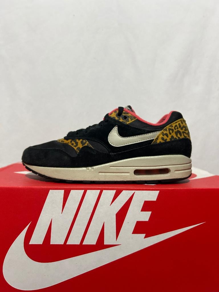 ALS NIEUW! Maat 38 - Nike Air Max 1 Leopard Black, Kleding | Dames, Schoenen, Verzenden, Zwart, Nike, Nike