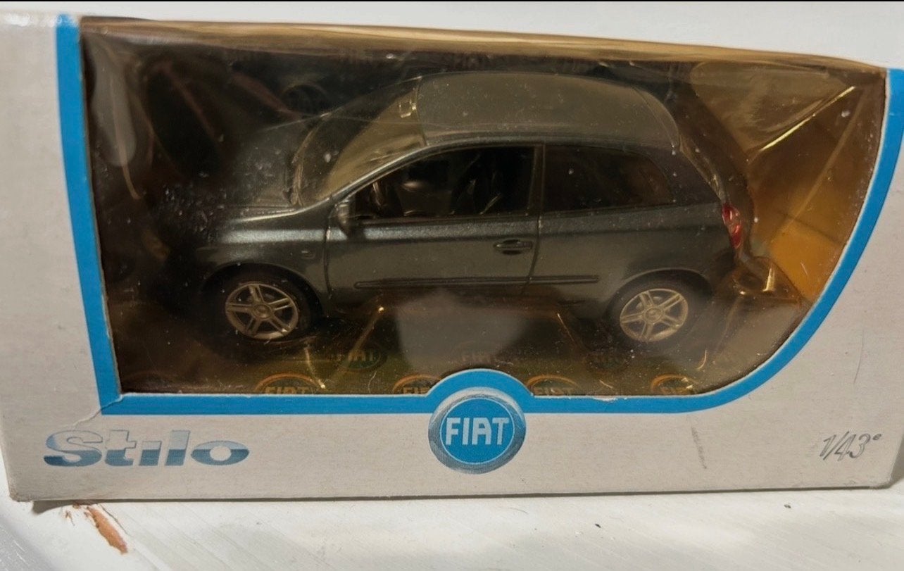 Fiat Stilo modelauto 1/43 - Nieuw in doos, Ophalen of Verzenden, Nieuw, Auto, Overige merken