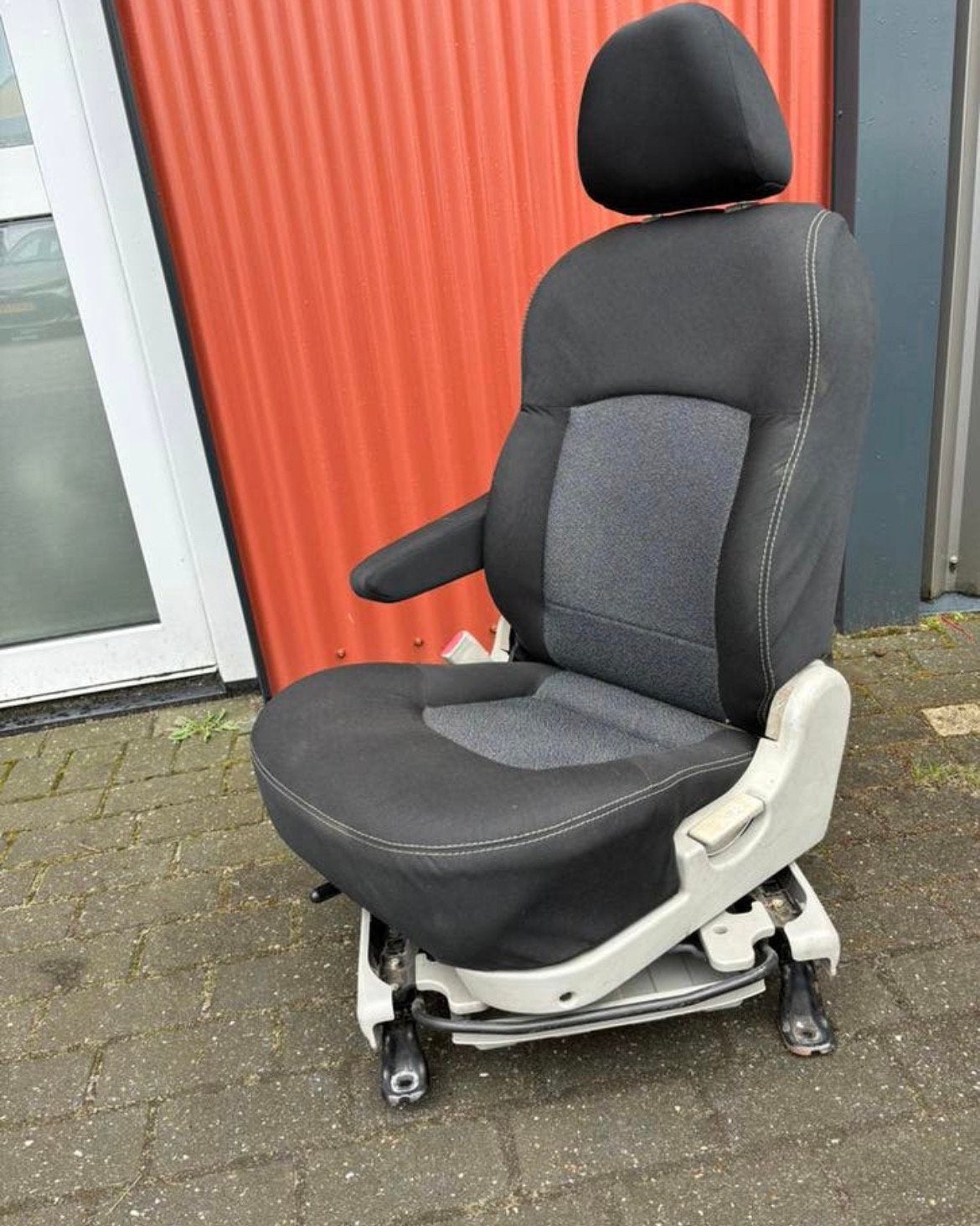 Draaistoel stoel bus camper links bestuurderstoel, Auto-onderdelen, Tymtop5@gmail.com, Tymtop, Nieuw, 3161EK