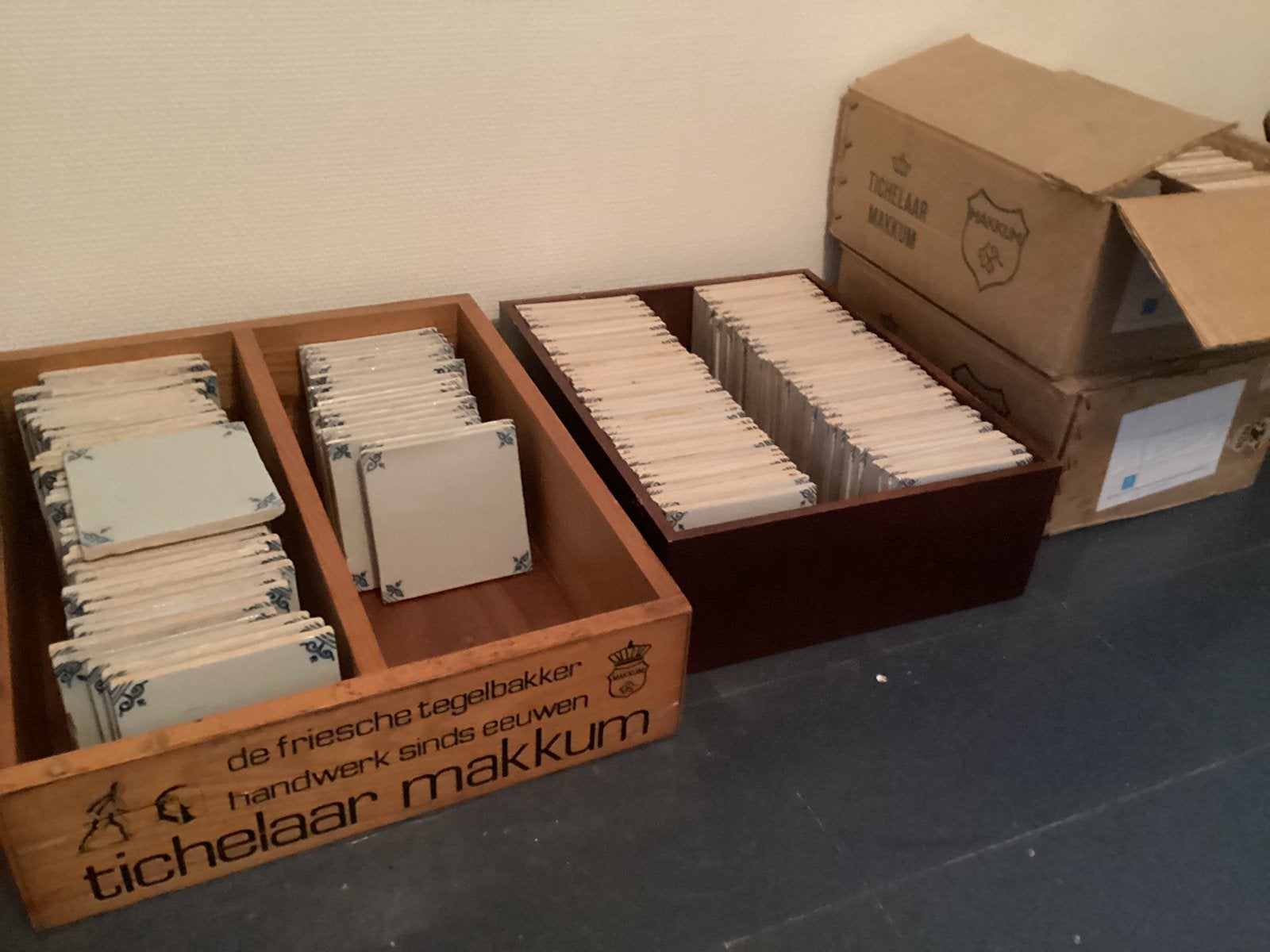 Tichelaar Makkum, Ophalen