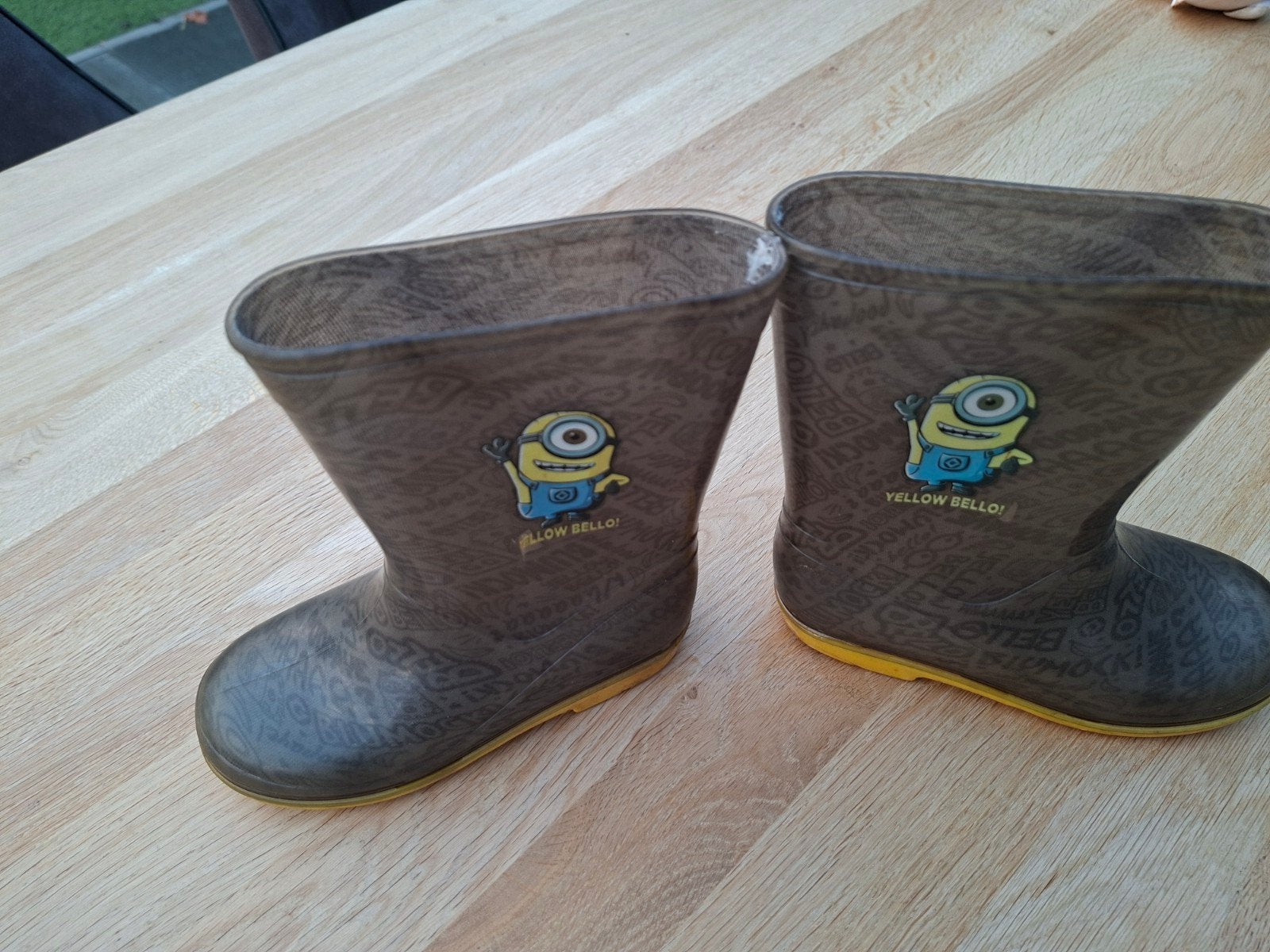 Minions regenlaarzen maat 27, Gebruikt, Jongen of Meisje, Ophalen of Verzenden, Laarzen