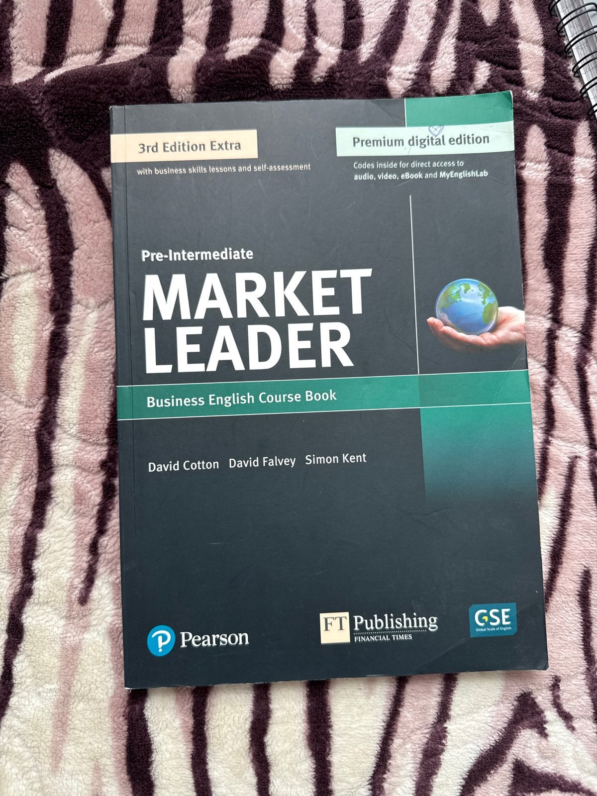 Market Leader Business English Course Book 3rd Edition Extra, Boeken, Ophalen of Verzenden, Gamma, Zo goed als nieuw, MBO