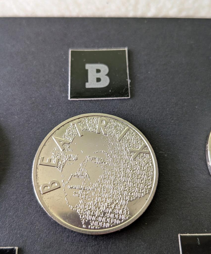 5 Euro Vincent van Gogh en Beatrix (munt B), Postzegels en Munten, Munten | Nederland, Ophalen, Koningin Beatrix, Euro's, Losse munt