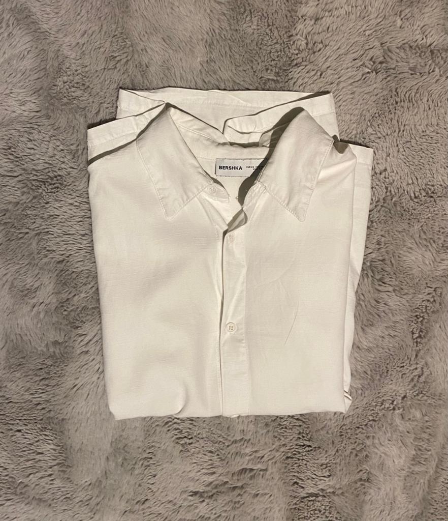 Bershka overhemd creme, Ophalen of Verzenden, Zo goed als nieuw, Wit, Halswijdte 38 (S) of kleiner
