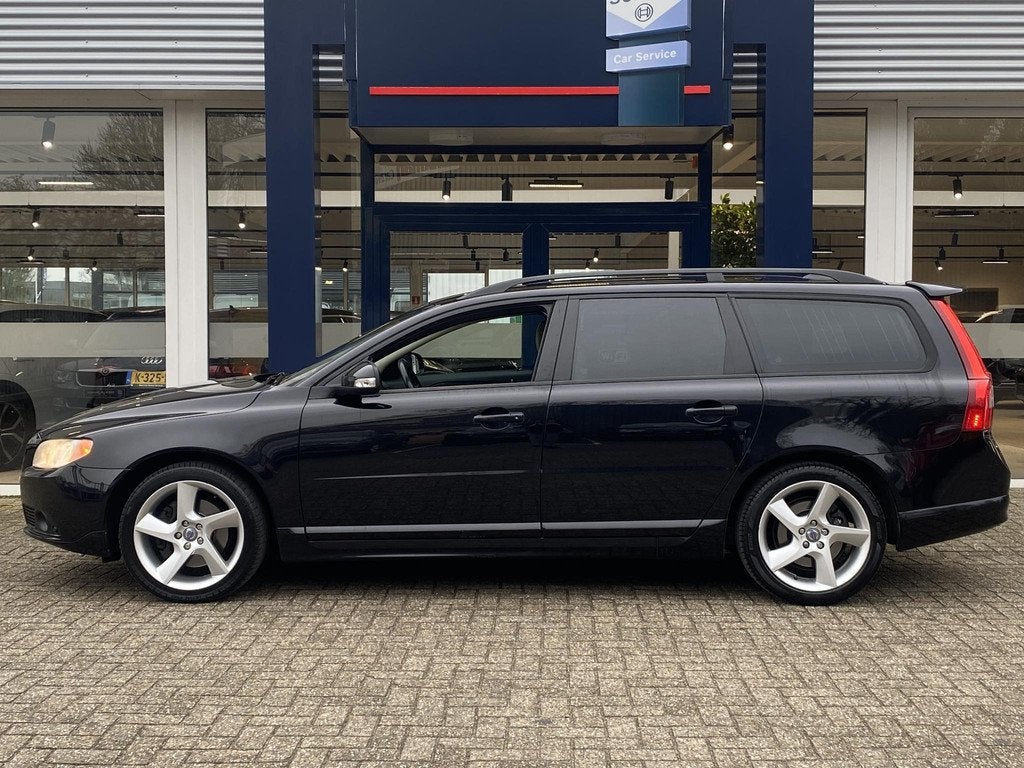 Volvo V70 3.0 T6 AWD Momentum / Automaat / NL-Auto / 6-Cilin, Auto's, Volvo, Automaat, Gebruikt, 2953 cc, 2000 kg