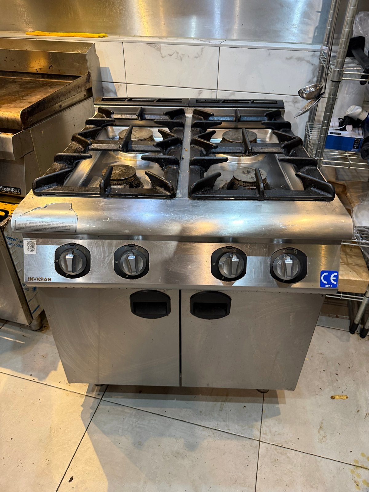 INOKSAN Gasfornuis 4-pits met opbergruimte - Horeca, Witgoed en Apparatuur, Ophalen, Gebruikt, Gas, 4 kookzones