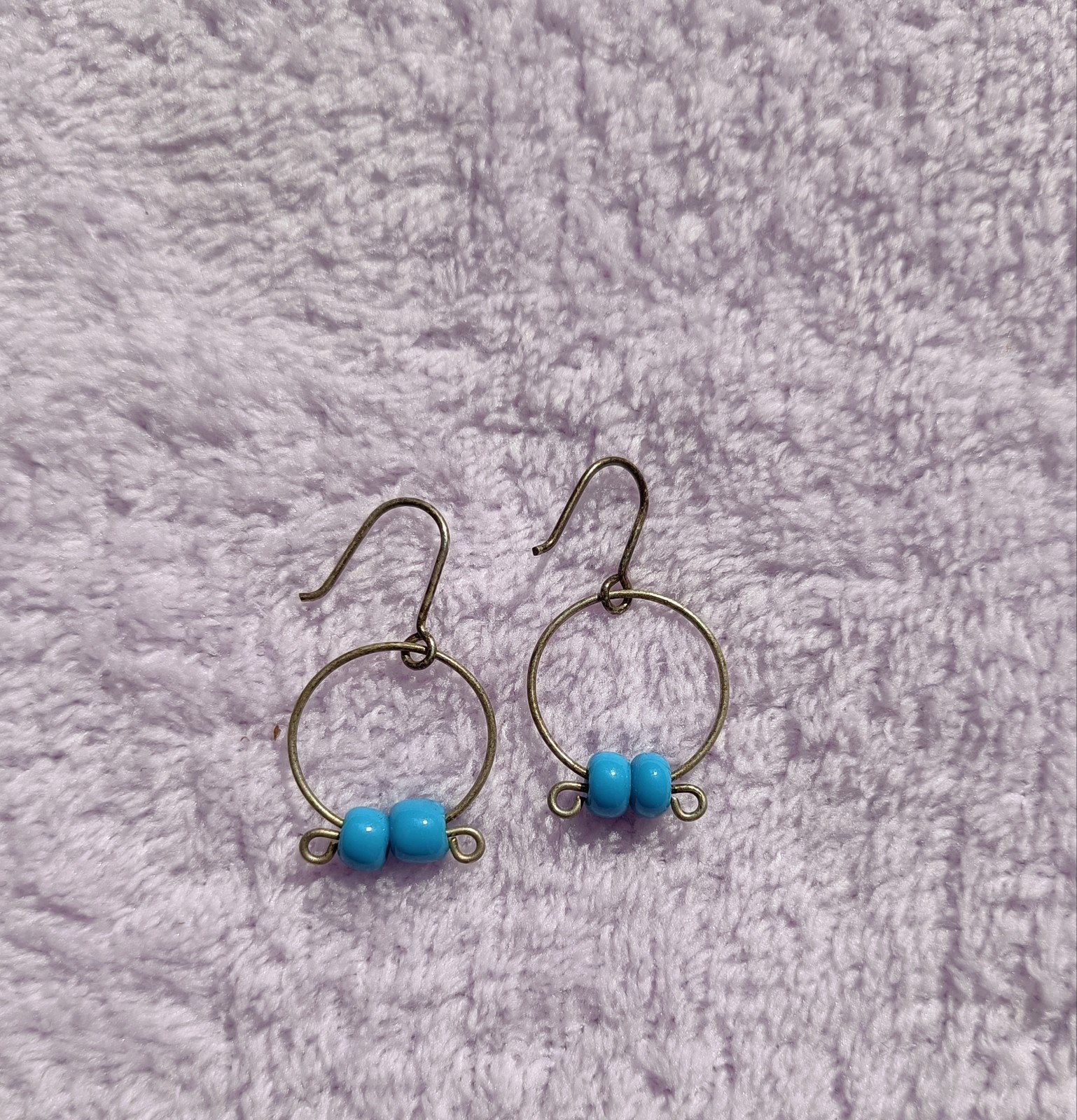 Lieve oorbelletjes. Gratis, Ophalen of Verzenden, Blauw, Overige materialen