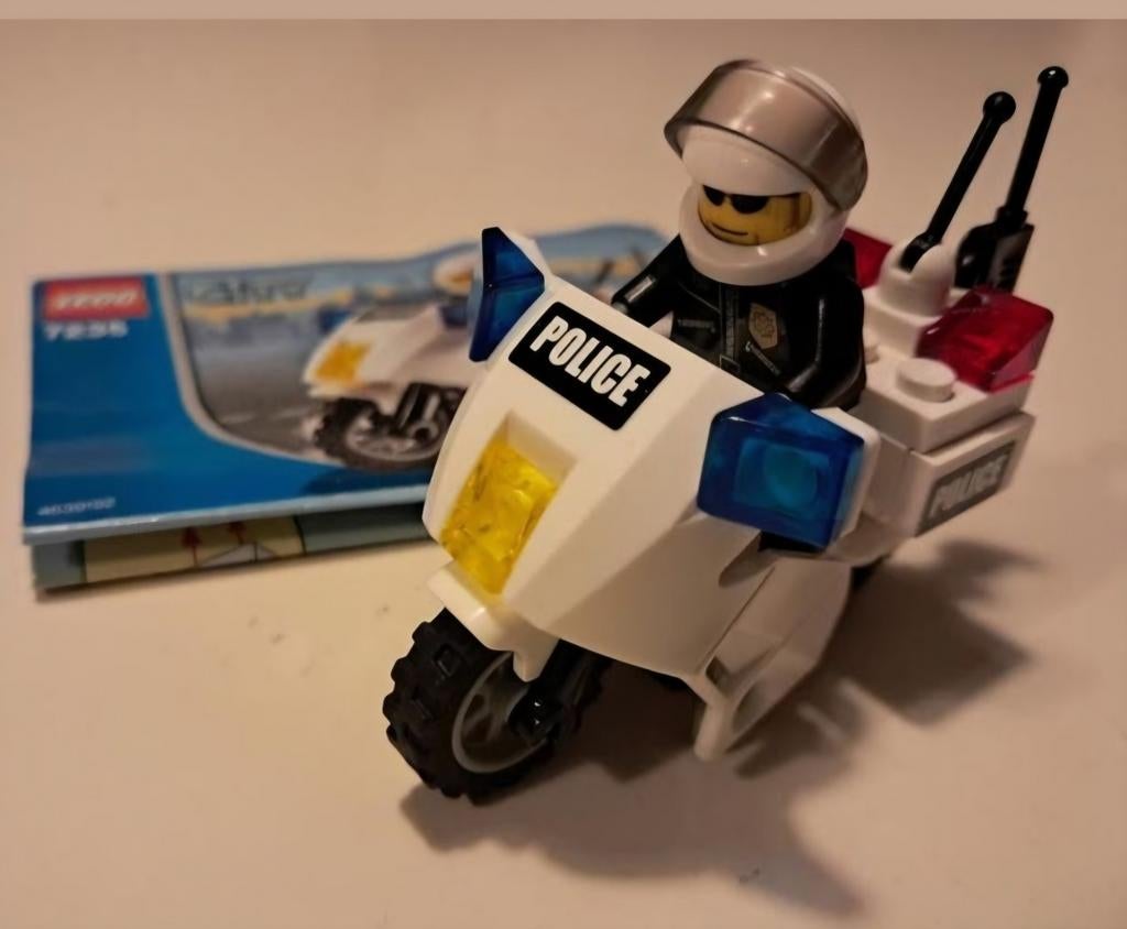 LEGO City Politiemotor set 7235, Kinderen en Baby's, Speelgoed | Duplo en Lego, Ophalen of Verzenden