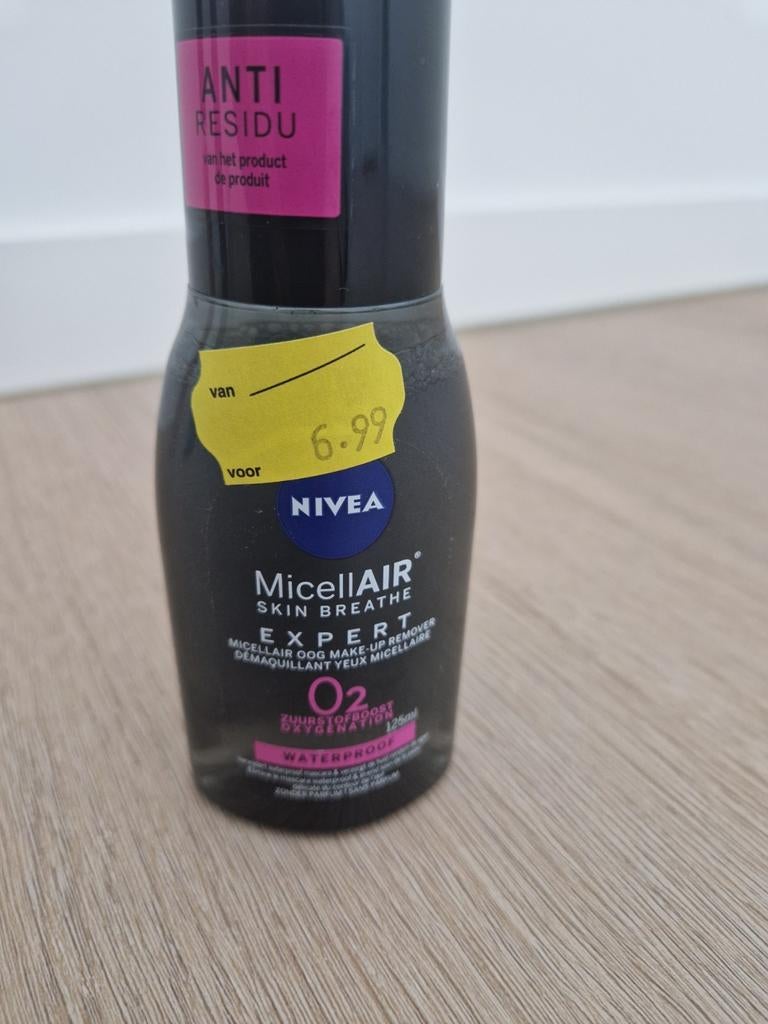 NIEUW! Nivea micellair water expert oog make-up remover 125, Ophalen of Verzenden, Nieuw, Ogen, Reiniging