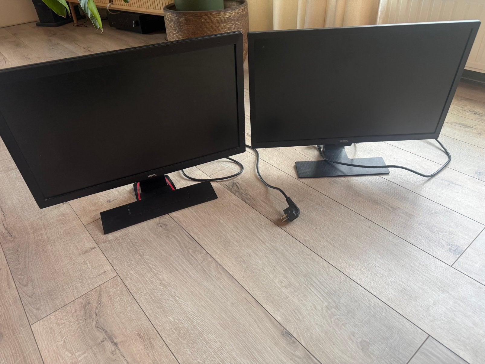 Benq monitoren 2 stuks, Computers en Software, Ophalen, Zo goed als nieuw, Full HD, 60 Hz of minder