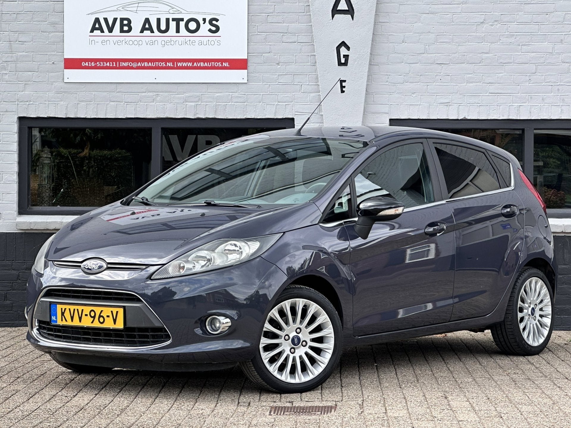 Ford FIESTA 1.6 Titanium Clima Leder PDC Stoelverwarming, Voorwielaandrijving, Gebruikt, Zwart, Automatische klimaatregeling