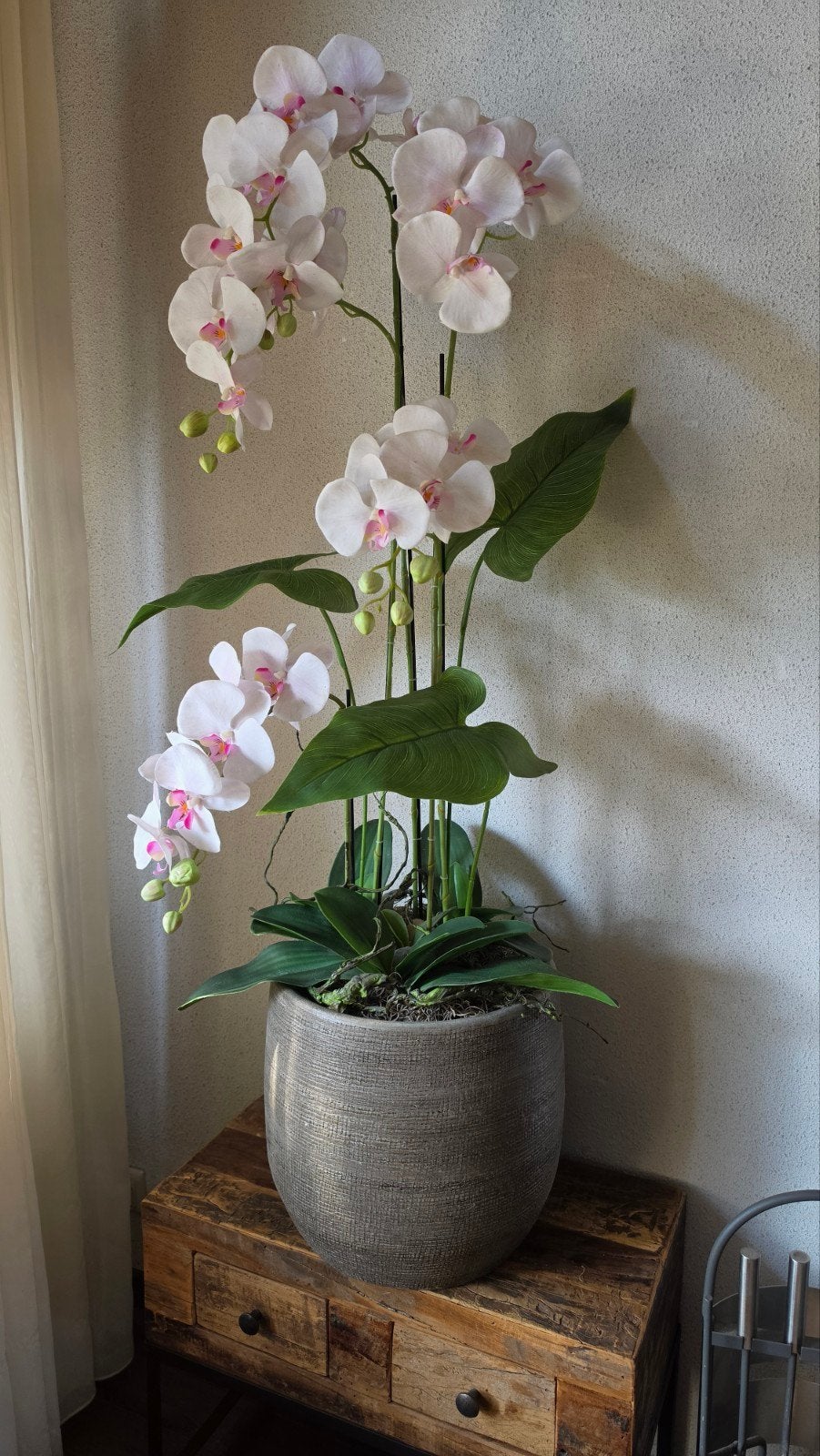 Grote kunst orchidee in pot - Wit/Roze, Huis en Inrichting, Ophalen, Binnen, Met pot of vaas, Kunstplant
