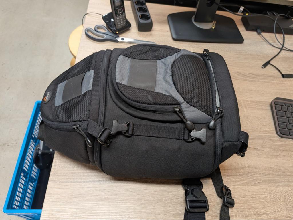 Lowepro Slingshot cameratas - Zo goed als nieuw, Ophalen of Verzenden, Zo goed als nieuw, Schoudertas, Lowepro