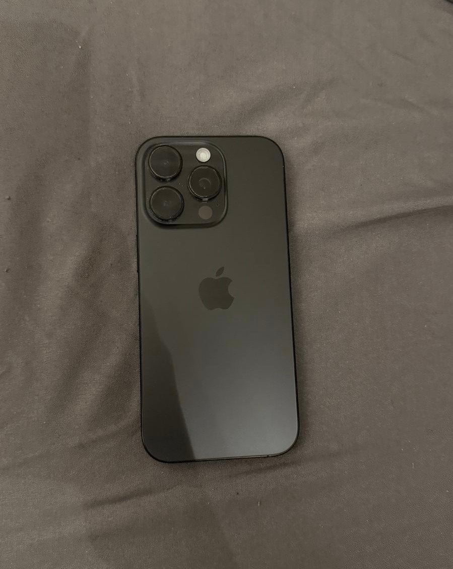 iPhone 16 Pro 128GB Zwart, 128 GB, 89 %, Zwart, Zo goed als nieuw