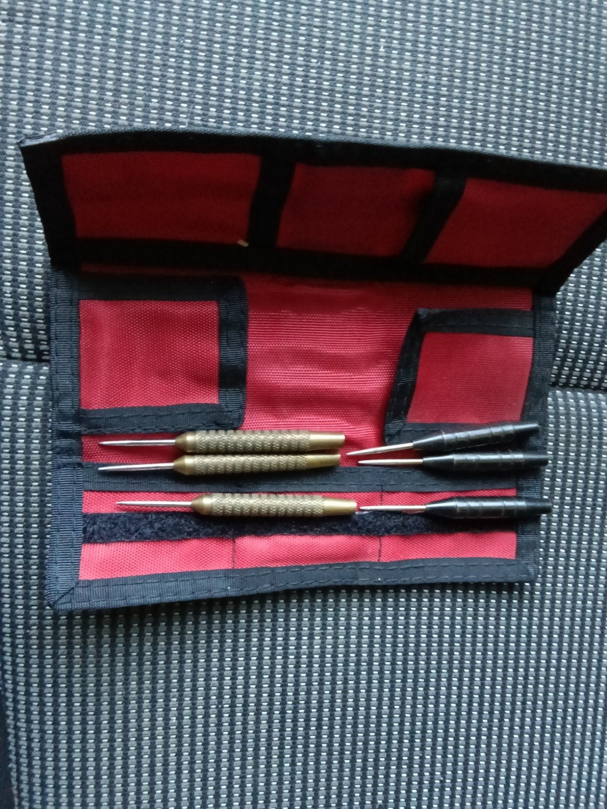 Dartpijlen, Sport en Fitness, Darts, Ophalen, Zo goed als nieuw, Pijlen