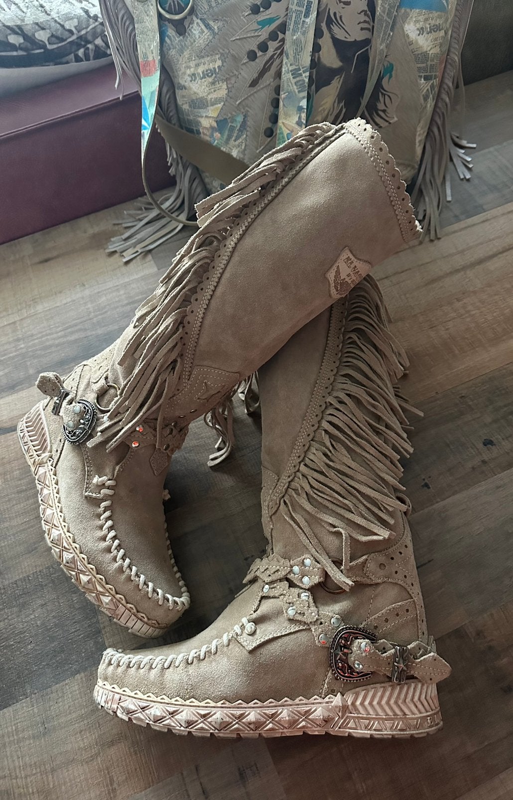 El vaquero laarzen , suede, beige , zgan, Hoge laarzen, Beige, Ophalen of Verzenden, Zo goed als nieuw