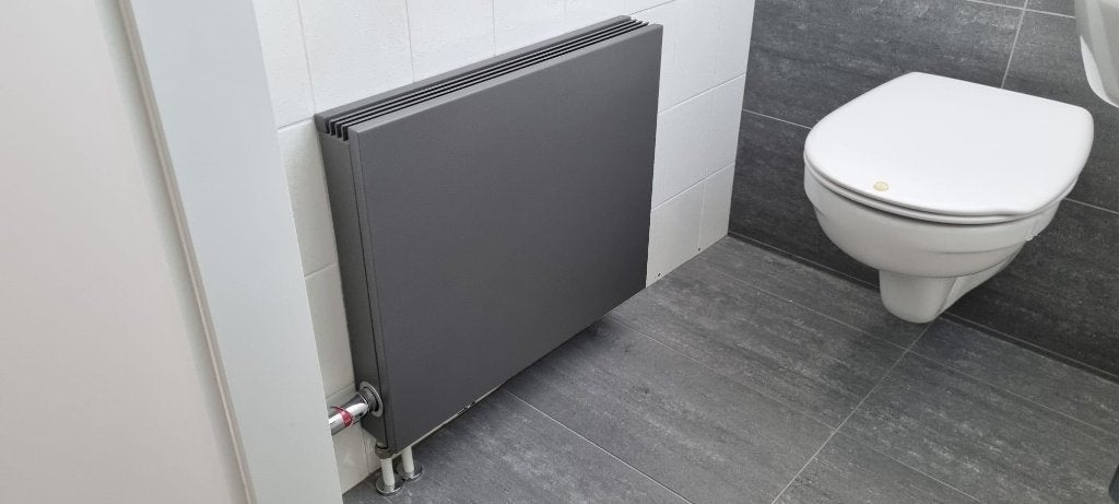 Jaga Strada, Doe-het-zelf en Verbouw, Verwarming en Radiatoren, Zo goed als nieuw, Radiator, 30 tot 80 cm, 60 tot 150 cm, Ophalen of Verzenden