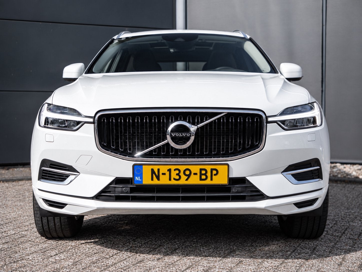 Volvo XC60 T8 Twin Engine 407pk Geartronic AWD Plug-in, Automaat, 1969 cc, Wit, Plug-in hybride