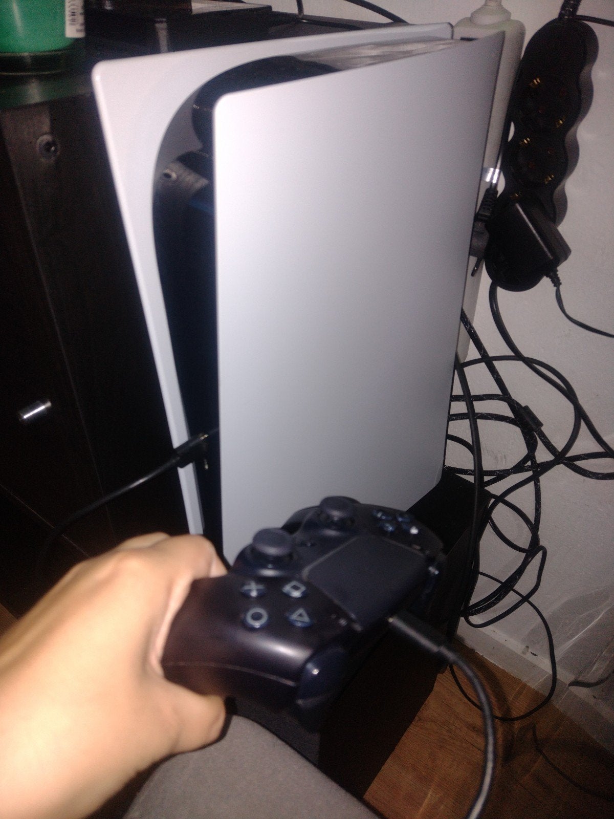 PlayStation 5 Digital Edition met 2 controllers, Spelcomputers en Games, Ophalen of Verzenden, Zo goed als nieuw, Playstation 5 Digital