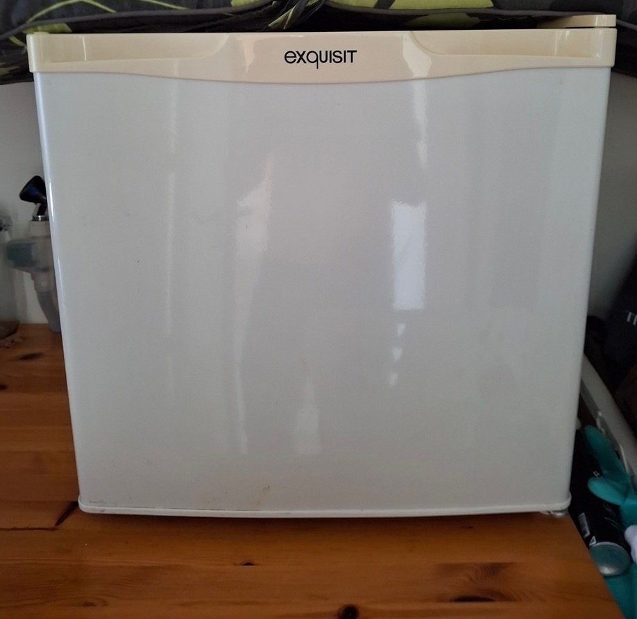 exquisit tafelkoelkast 50 * 50 * 50 cm, Witgoed en Apparatuur, Koelkasten en IJskasten, Ophalen, Gebruikt, Minder dan 85 cm, Minder dan 75 liter