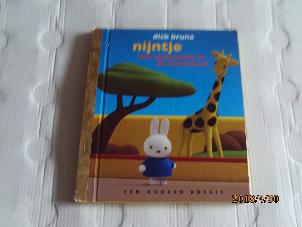 2x een gouden boekje nijntje - dick bruna, Ophalen of Verzenden, Gelezen, Fictie algemeen