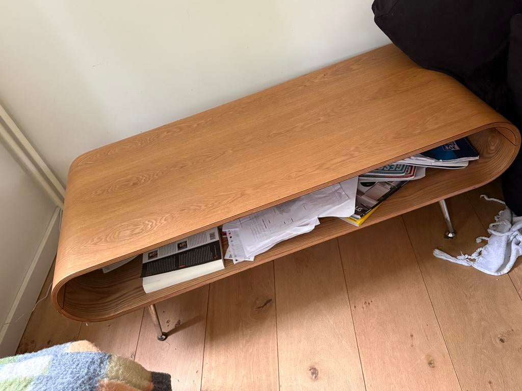 Salontafel met boekenruimte, Gebruikt, 100 tot 150 cm, Minder dan 50 cm, Rechthoekig