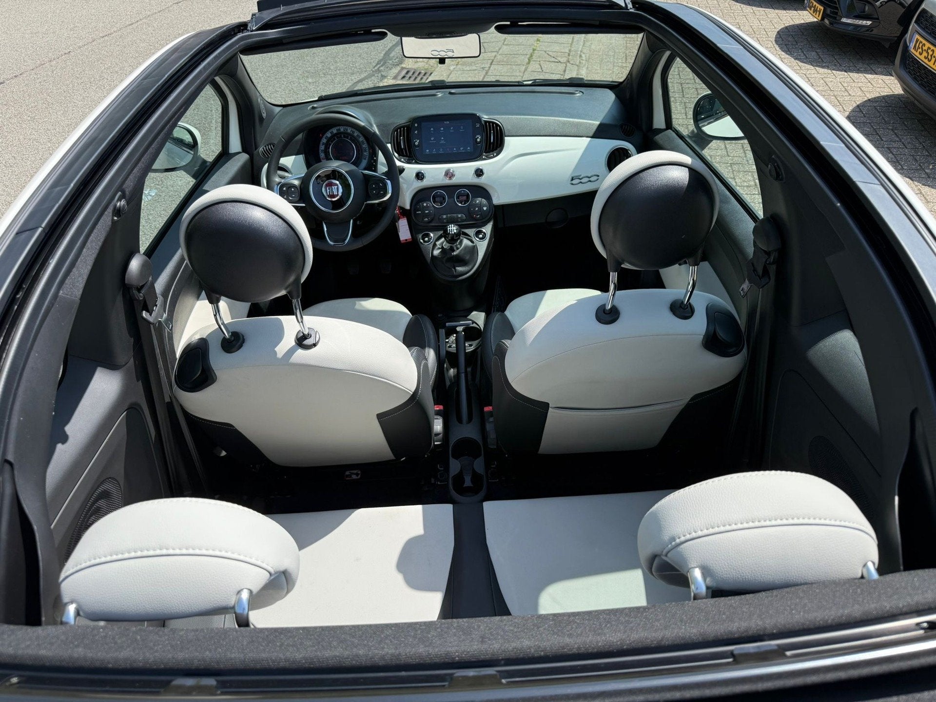 Fiat 500 C 1.0 Hybrid Dolcevita, Navigatie, Airco, 1ste eige, Auto's, Fiat, Gebruikt, Cabriolet, 4 stoelen, Leder en Stof