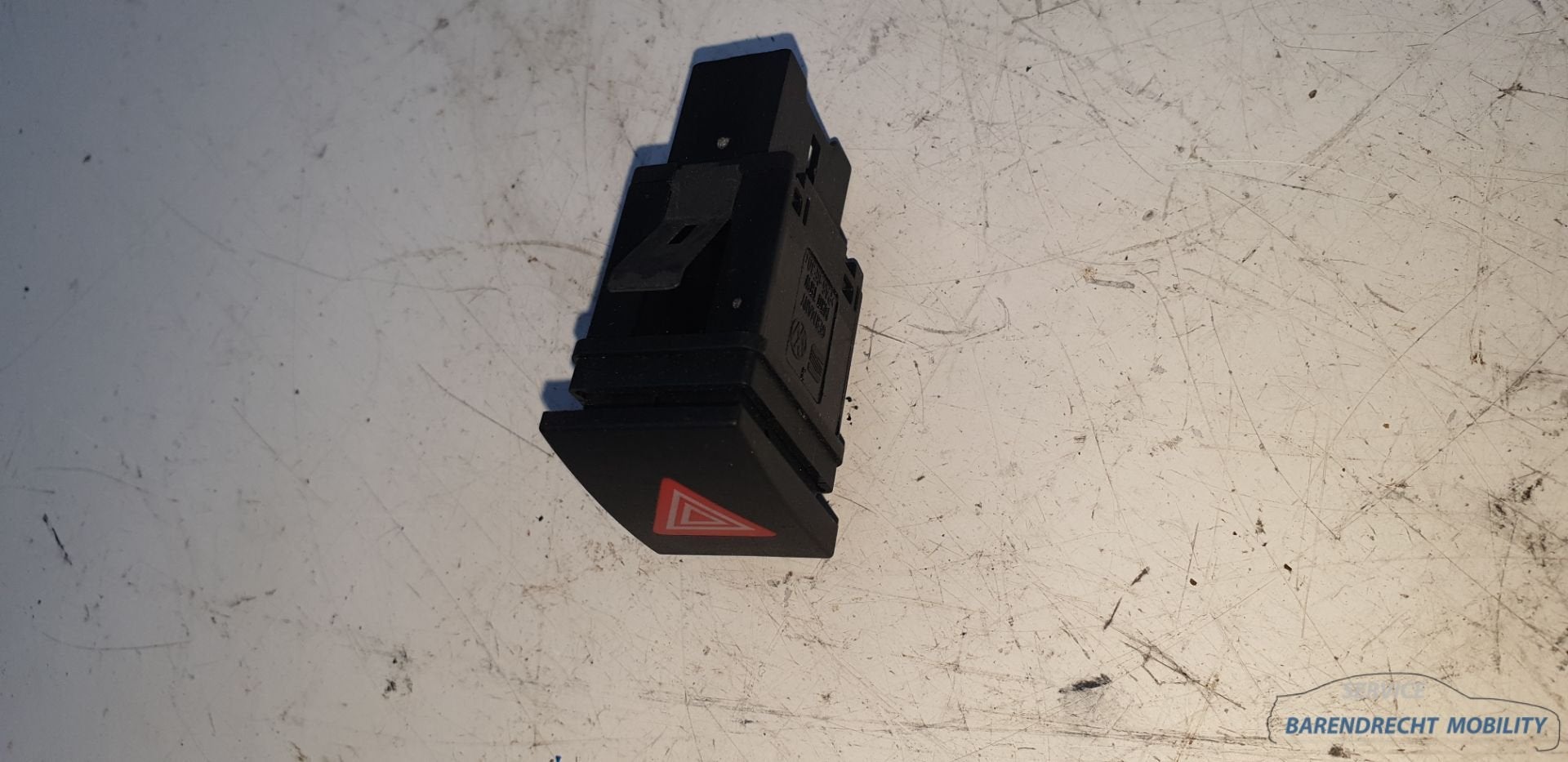 Gevarenlicht schakelaar Polo 9N VW 6Q0953235A paniek alarm g