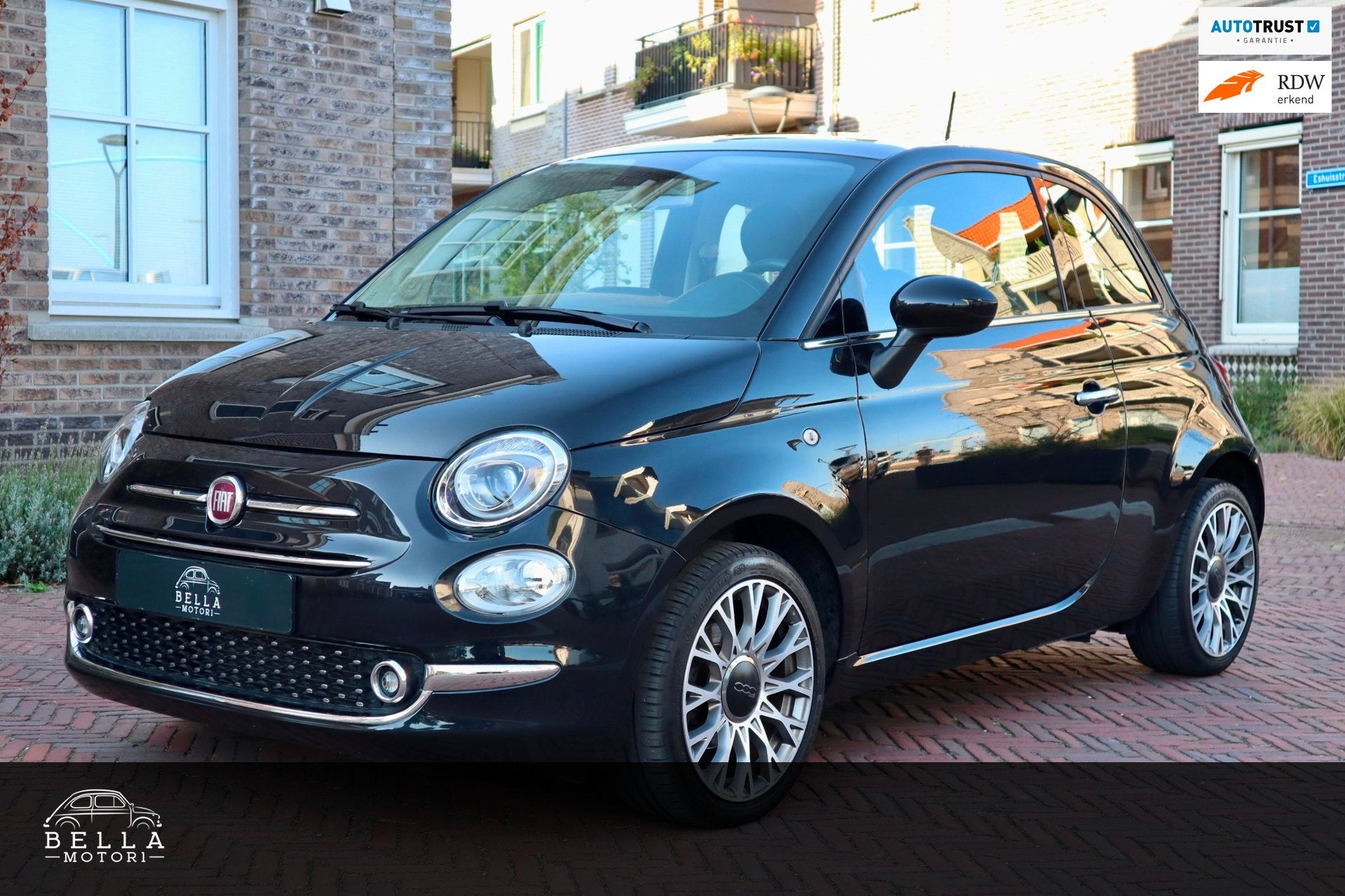 Fiat 500 1.2 Lounge| RIJKLAARPRIJS | Apple CarPlay & Android, Voorwielaandrijving, Gebruikt, 4 cilinders, Leder en Stof
