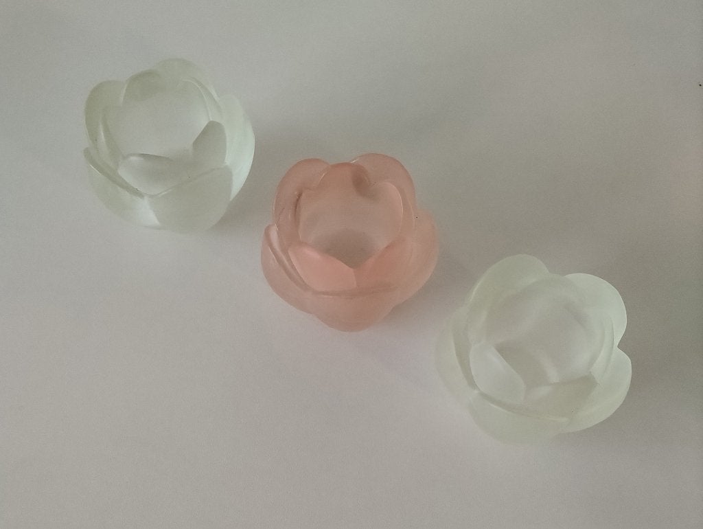 Set van 3 glazen lotus waxinelichthouders, Huis en Inrichting, Meerkleurig, Waxinelichthouder, Ophalen of Verzenden, Glas