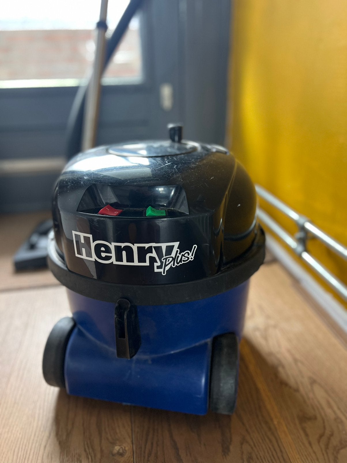 Henry plus! Stofzuiger 620wt wegens overcompleet, Gebruikt, Numatic, Minder dan 1200 watt, Regelbare zuigkracht
