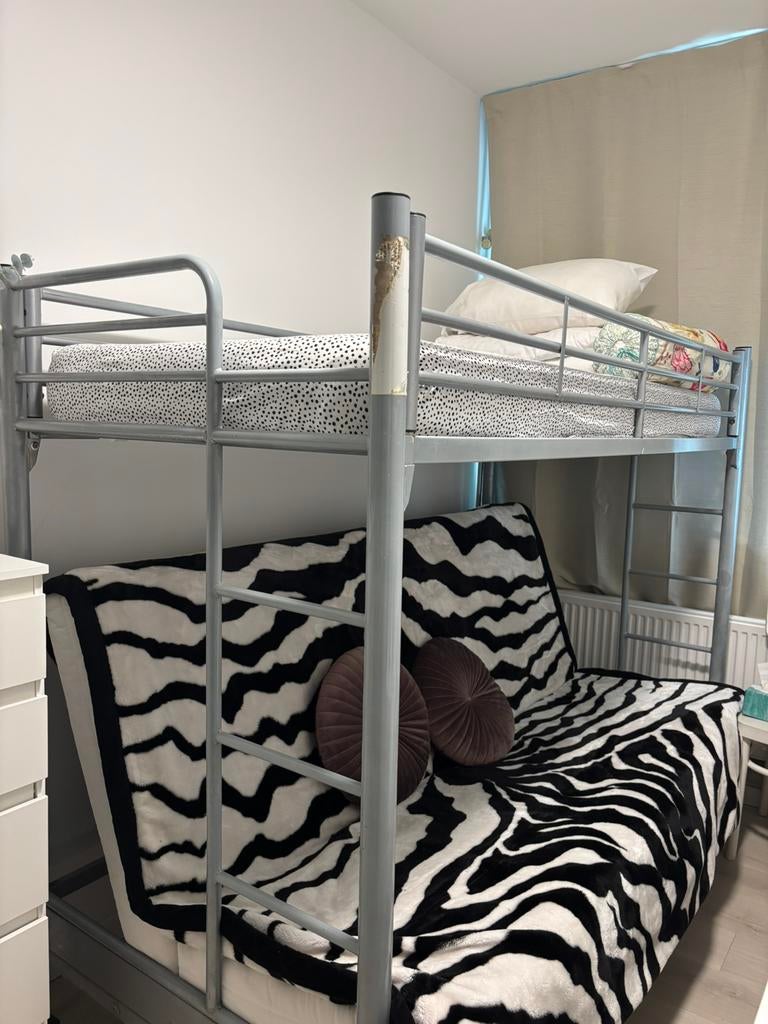 Stevige stapelbed met bank (grijs), Huis en Inrichting, Slaapkamer | Stapelbedden en Hoogslapers, Gebruikt, 160 tot 180 cm, Tweepersoons