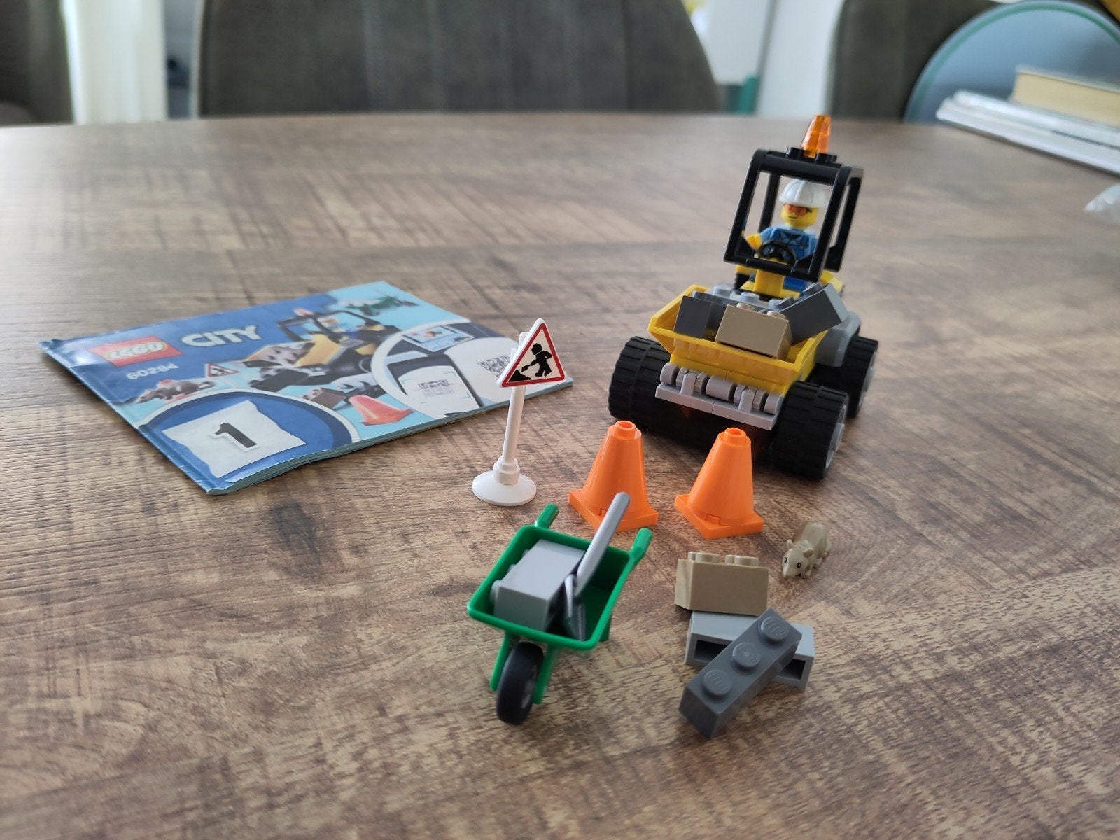 Lego 60284, Kinderen en Baby's, Speelgoed | Duplo en Lego, City, Lego, Ophalen of Verzenden, Zo goed als nieuw