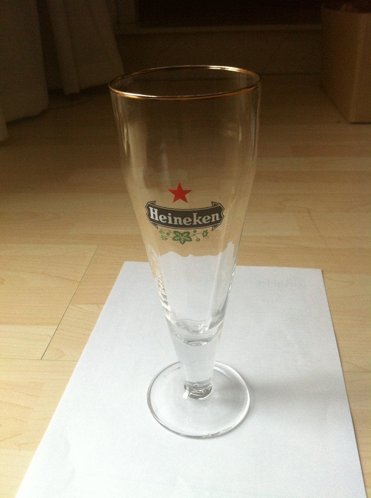 Speciale Heineken bierglazen, Ophalen of Verzenden, Zo goed als nieuw, Bierglas