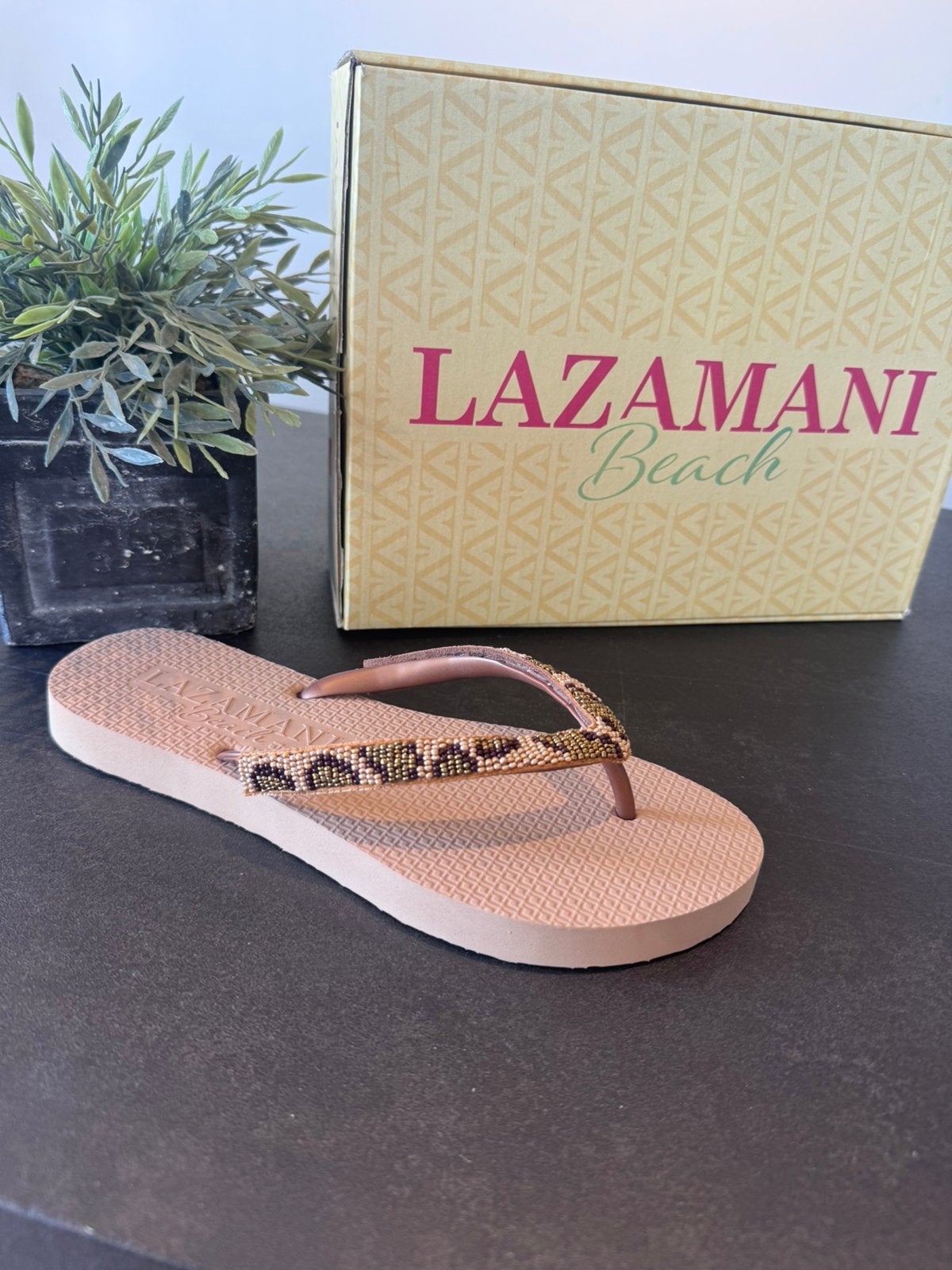 LAZAMANI Beach slippers beige nieuw!, Slippers, Beige, Ophalen of Verzenden, X