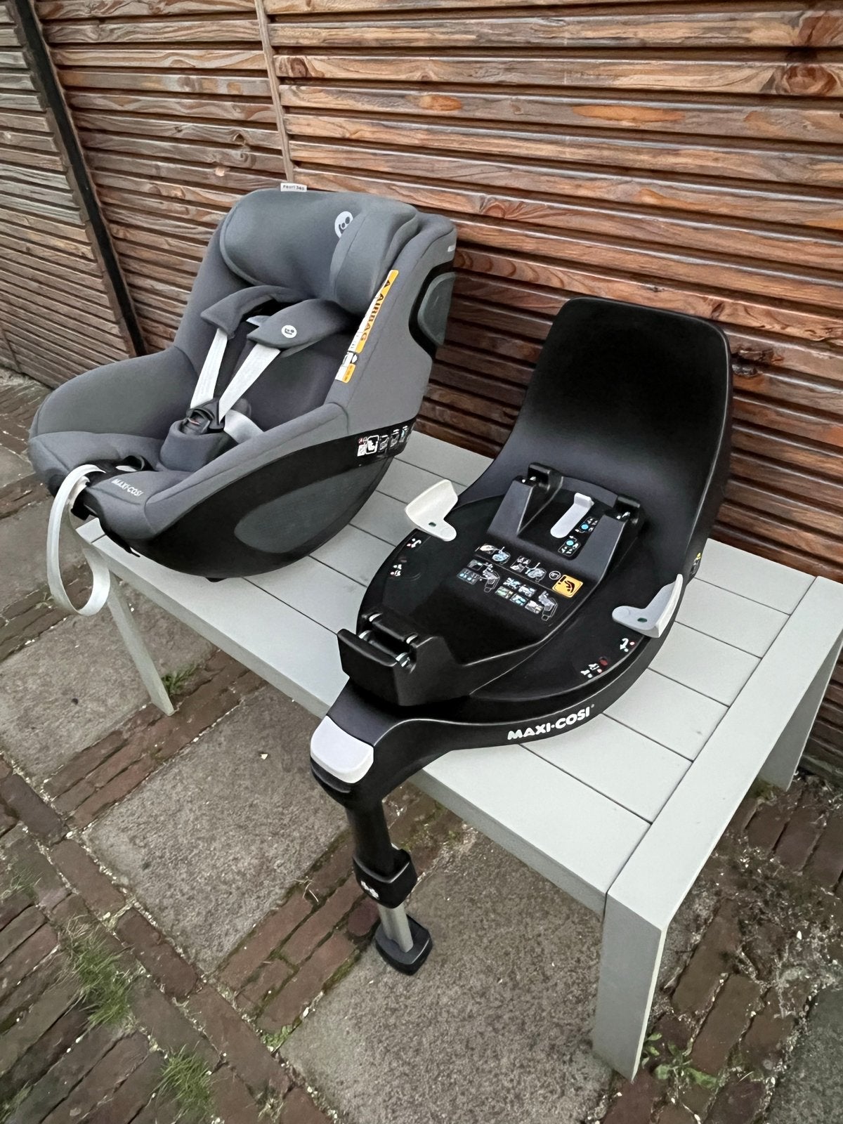 Maxi-Cosi Pearl 360 met FamilyFix 360 Base, Kinderen en Baby's, Ophalen, Verstelbare rugleuning, 0 t/m 18 kg, Zo goed als nieuw