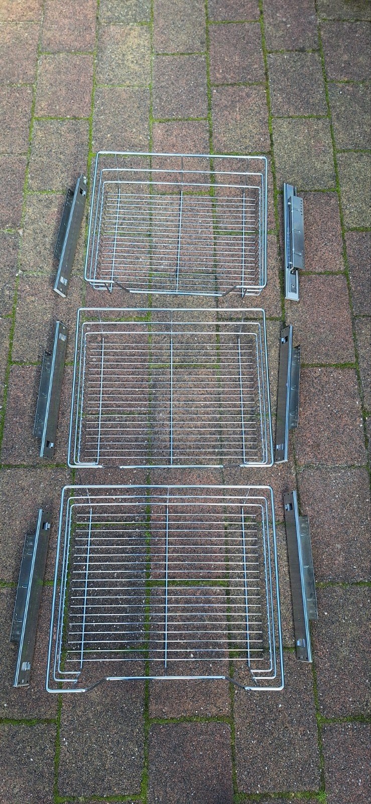 3 Uittrekbare metalen lades met softclose geleiders, Ophalen, Zo goed als nieuw