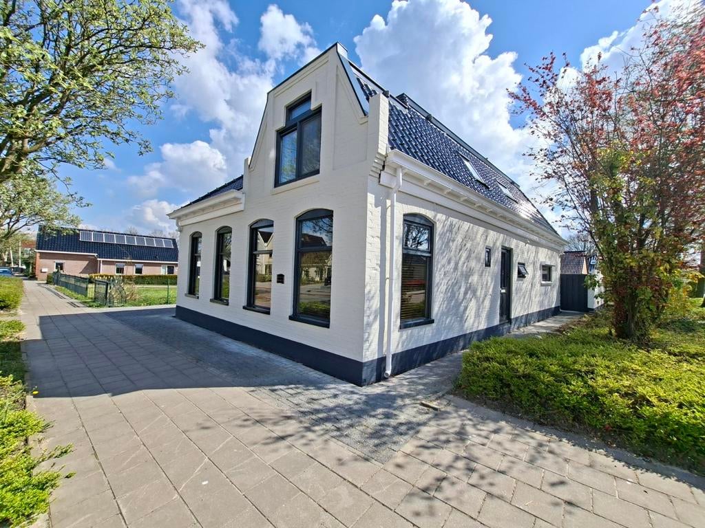 Schilder nodig? Bel of app gerust.