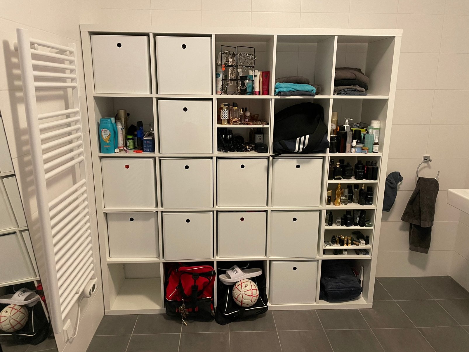 Kallax open kast wit incl. 12 opbergbakken en 3 inzetstukken, Ophalen, Zo goed als nieuw