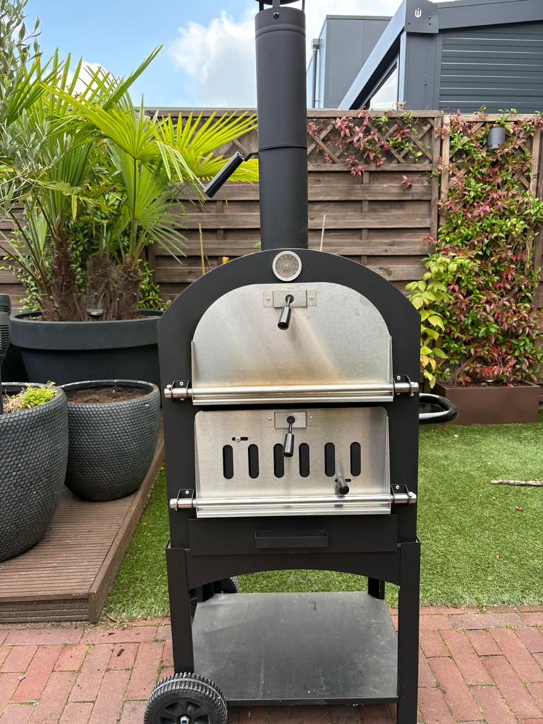 Pizzoven / BBQ inclusief pizzaschep - 2x gebruikt, Ophalen, Zo goed als nieuw